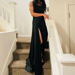 Windsor Elegant Black Prom Dress